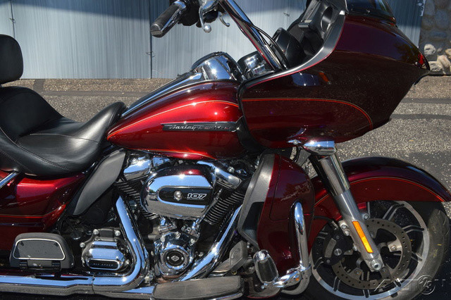 Road Glide® Ultra