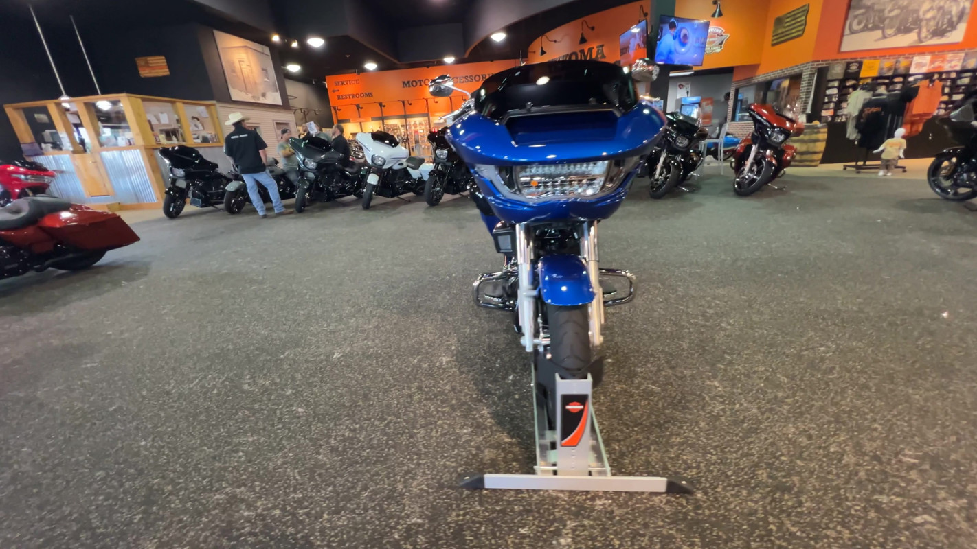 Road Glide®
