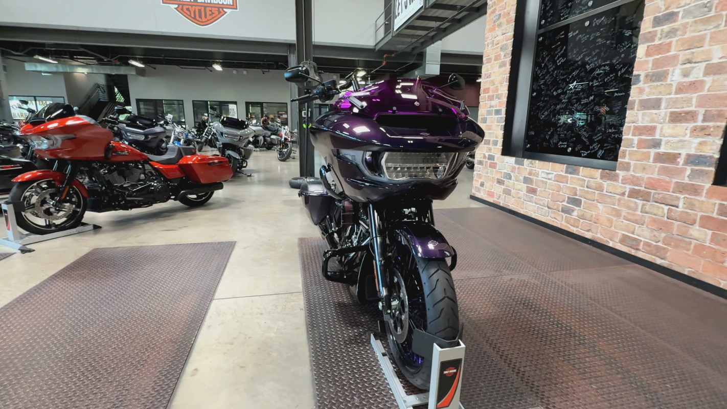 Road Glide®