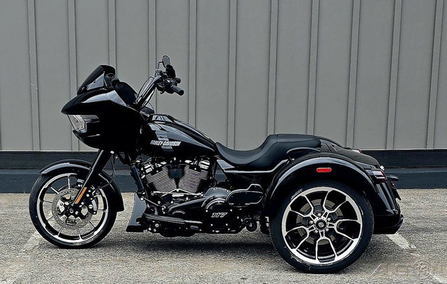 Road Glide® 3