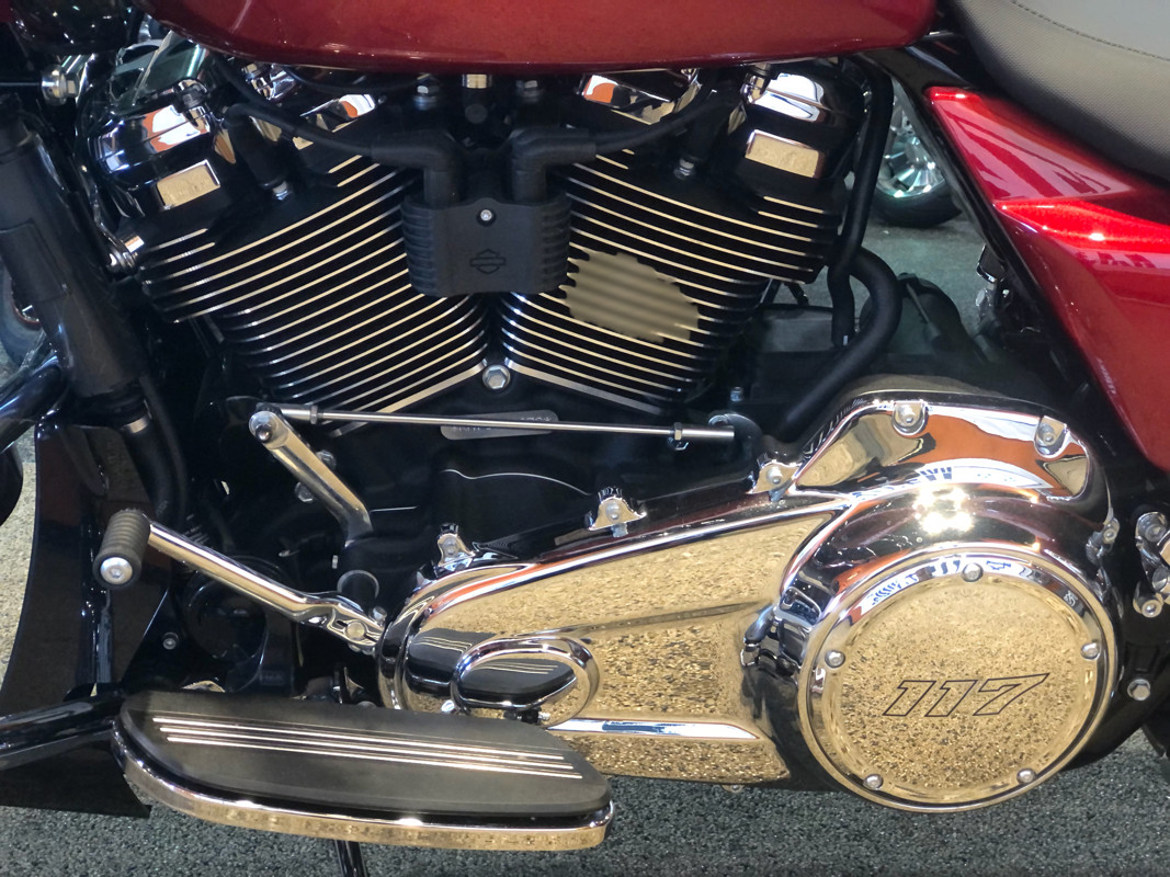 Road Glide®