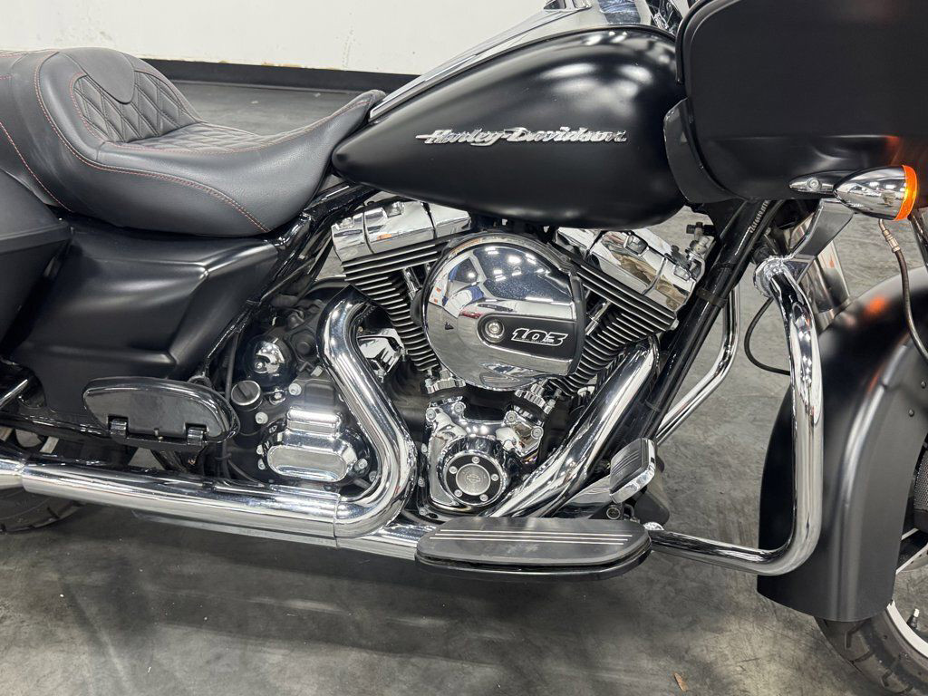 Road Glide®
