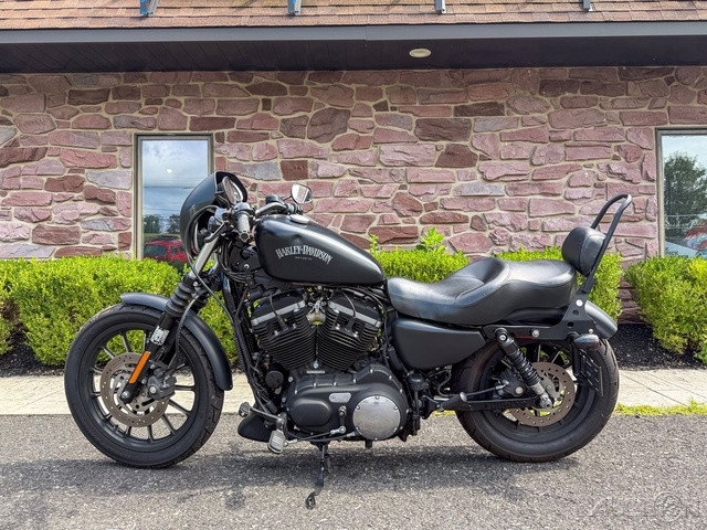 Sportster® 883