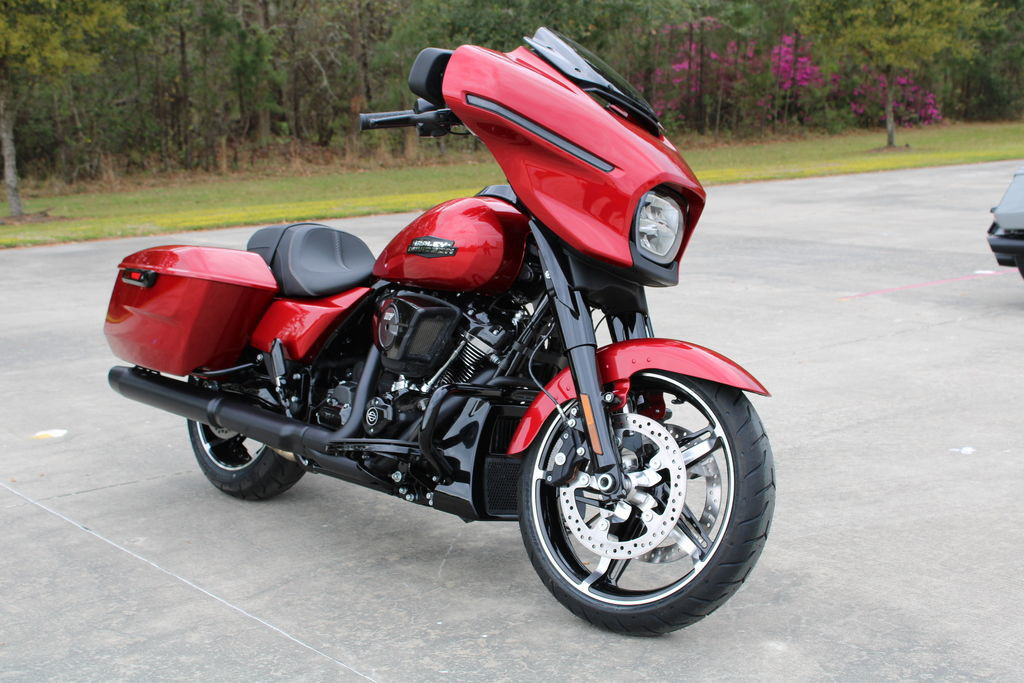 Street Glide®