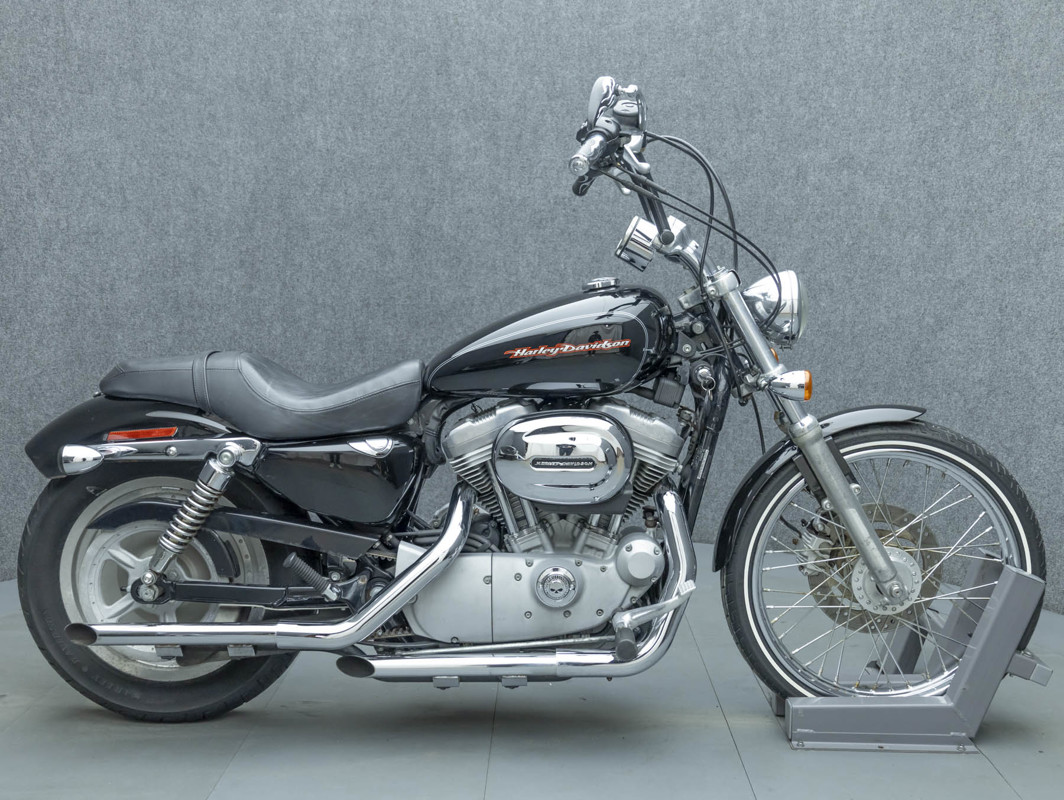 Sportster® 883 Custom