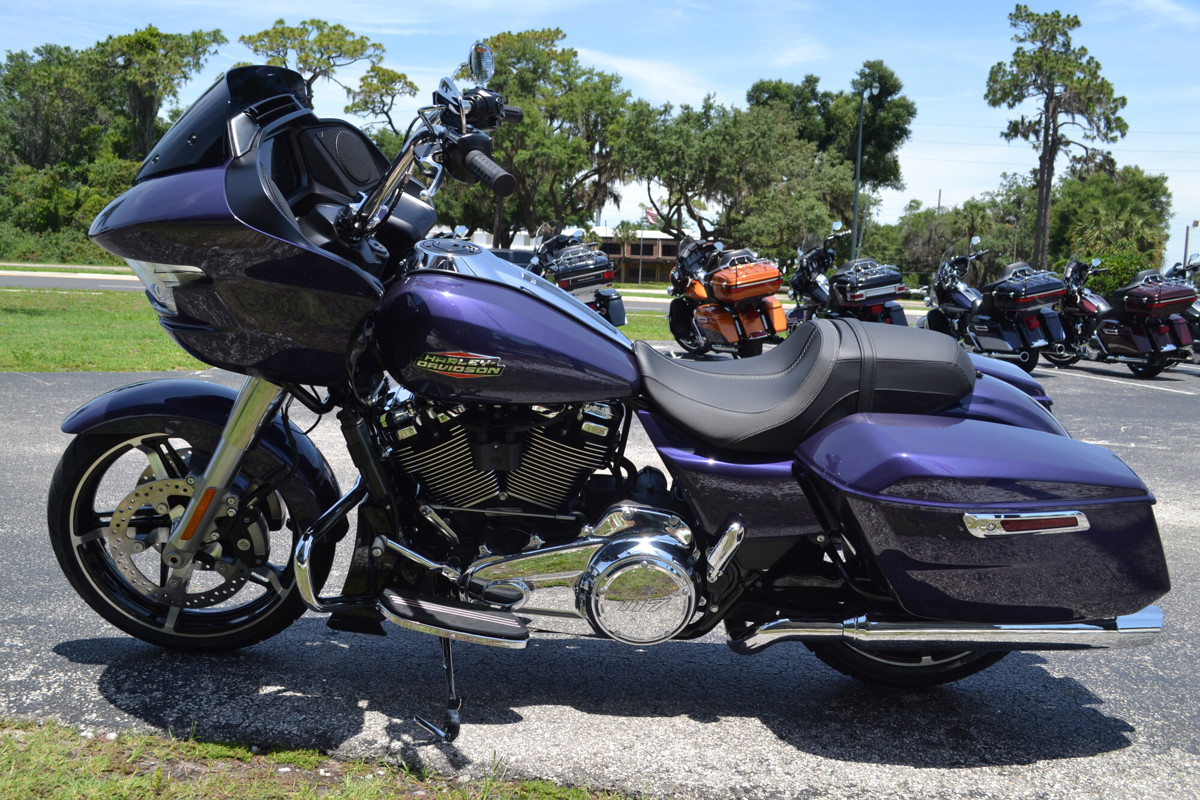 Road Glide®