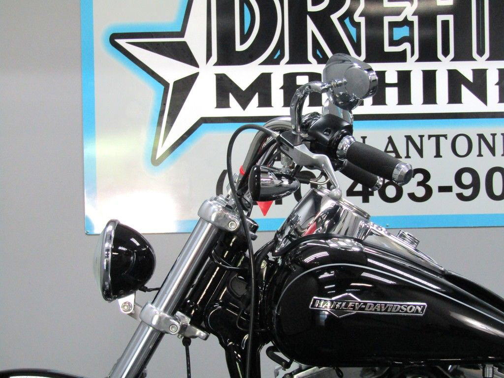 Dyna® Super Glide® Custom