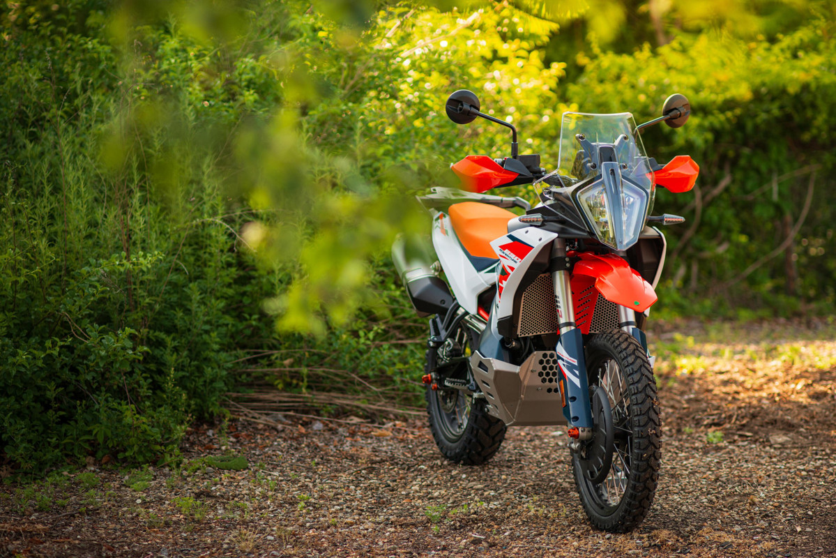 890 Adventure R