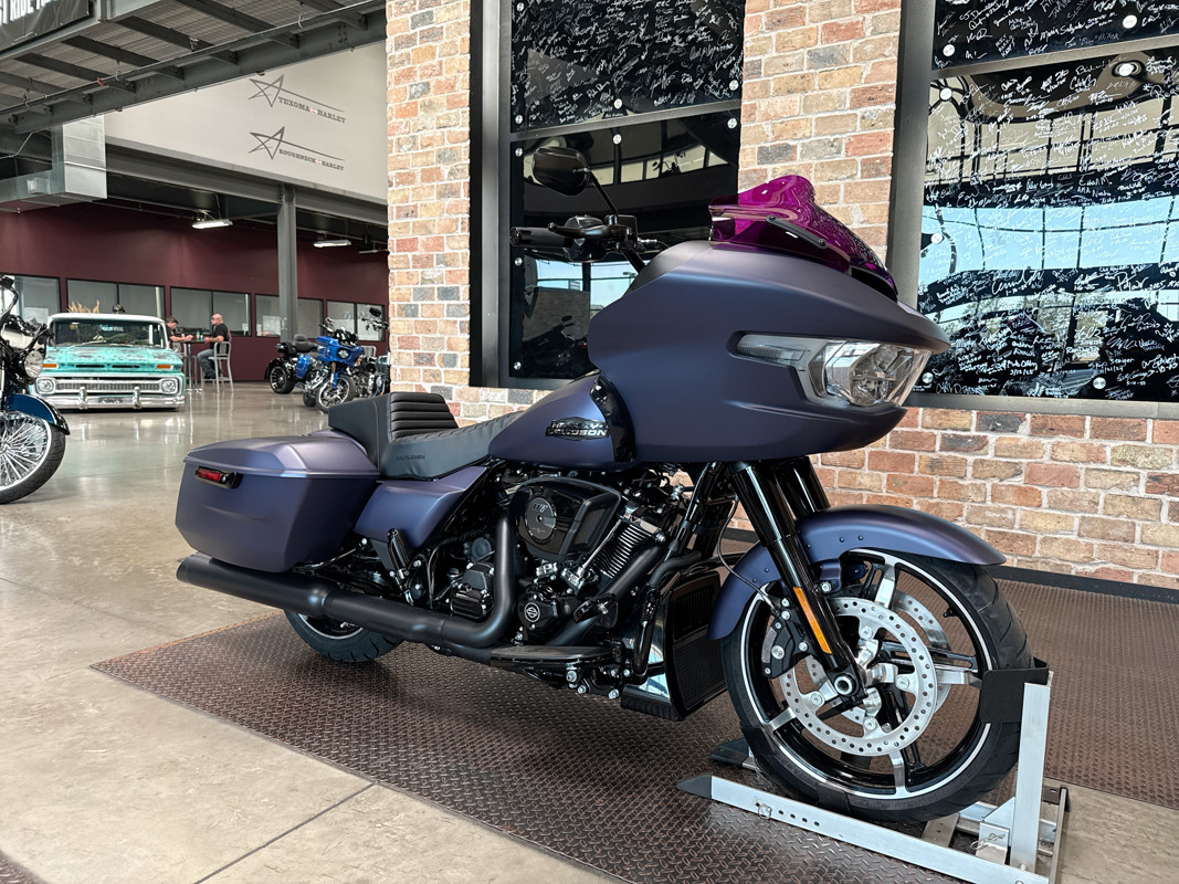 Road Glide®