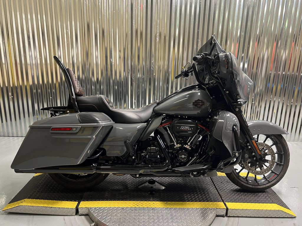 CVO® Street Glide®