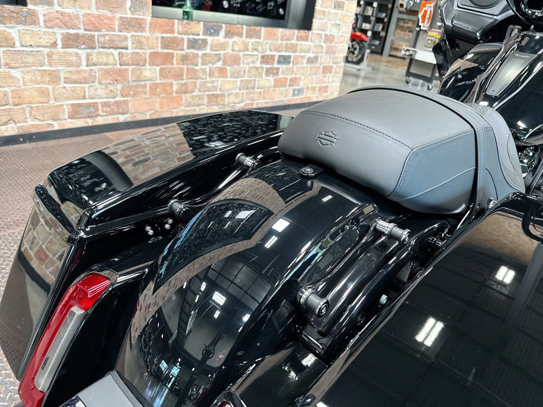 Road Glide®