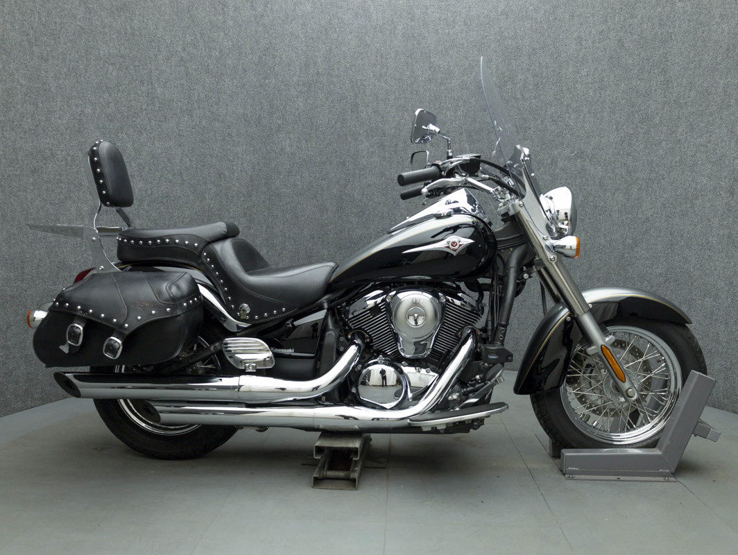 Vulcan 900 Classic LT