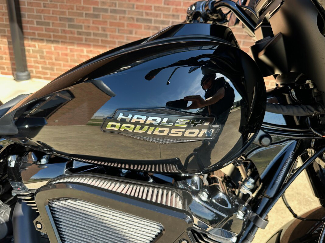 Street Glide®