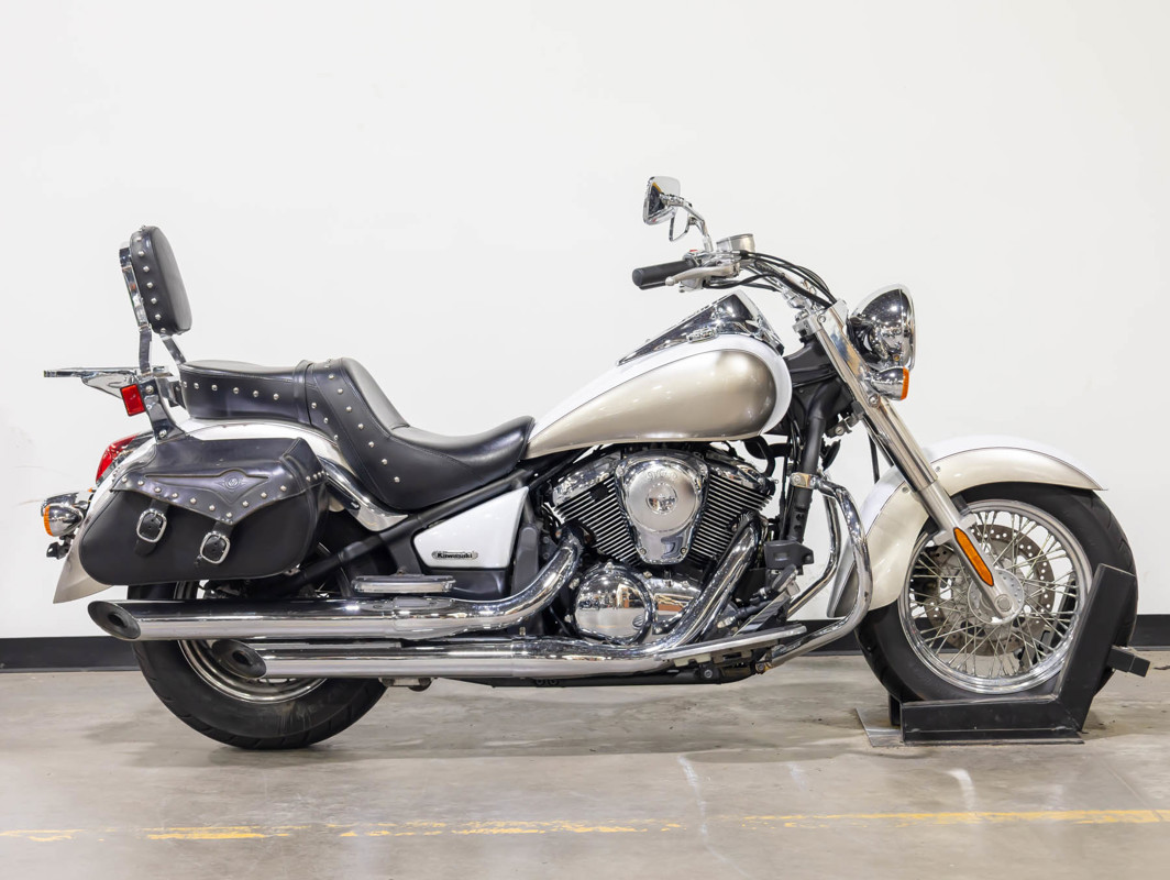 Vulcan 900 Classic LT