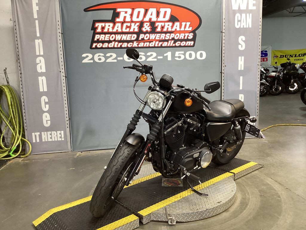 Iron 883®