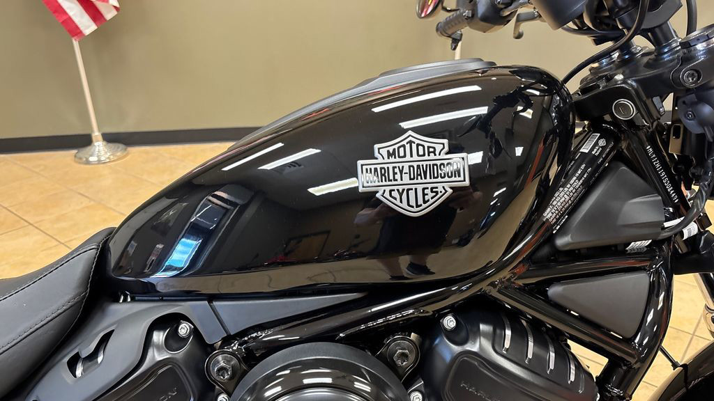 Nightster