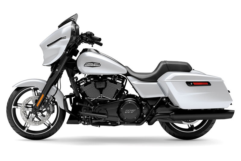 Street Glide®