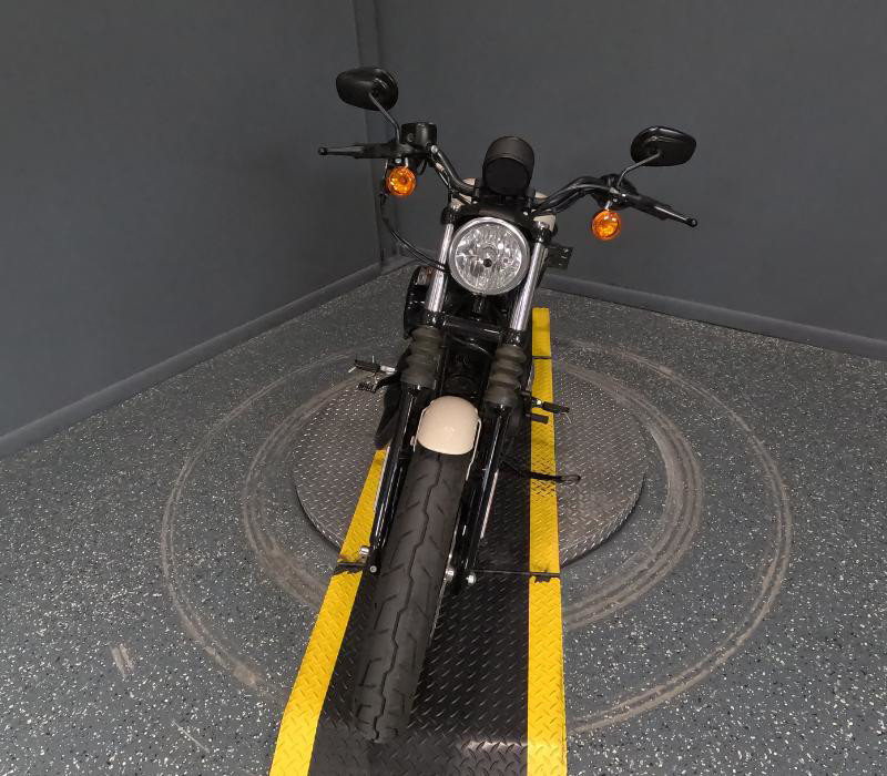 Iron 883®