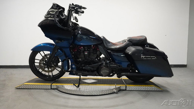 CVO® Road Glide®