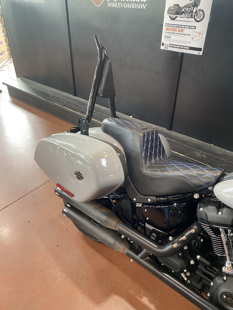 Low Rider® ST