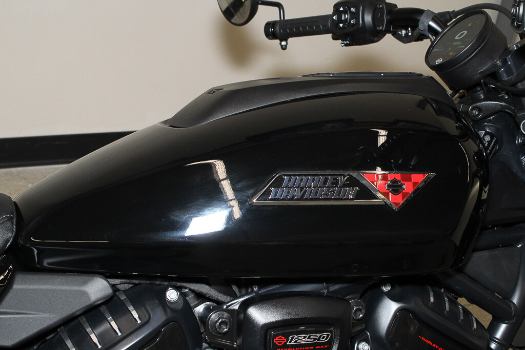 Sportster® S
