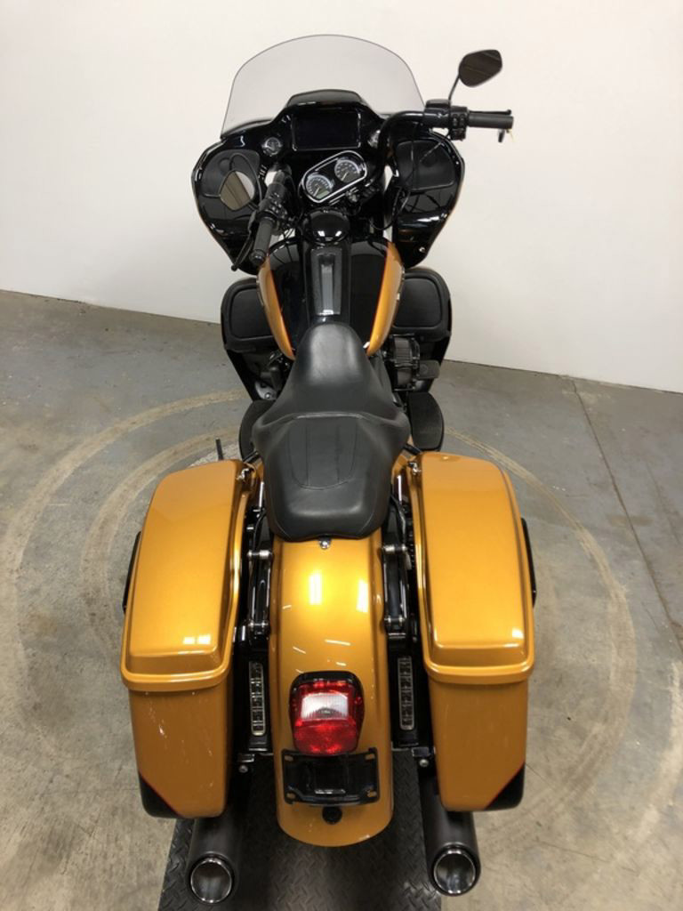 Road Glide®