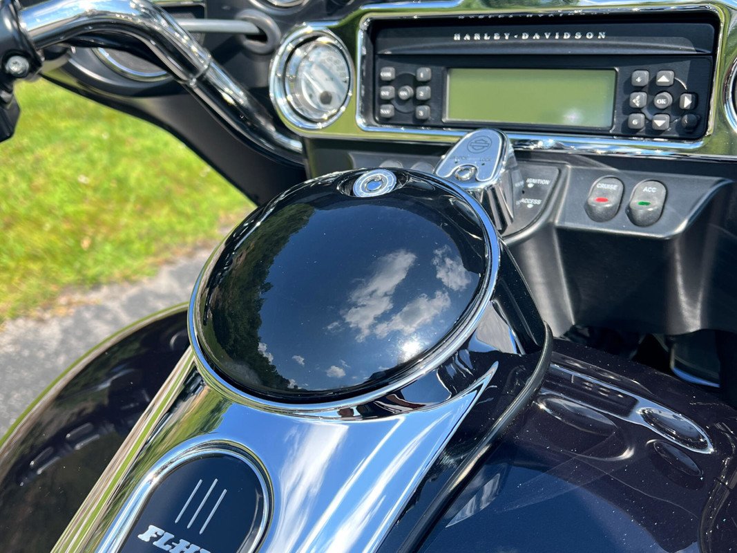 Street Glide®
