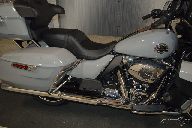 Street Glide® Ultra