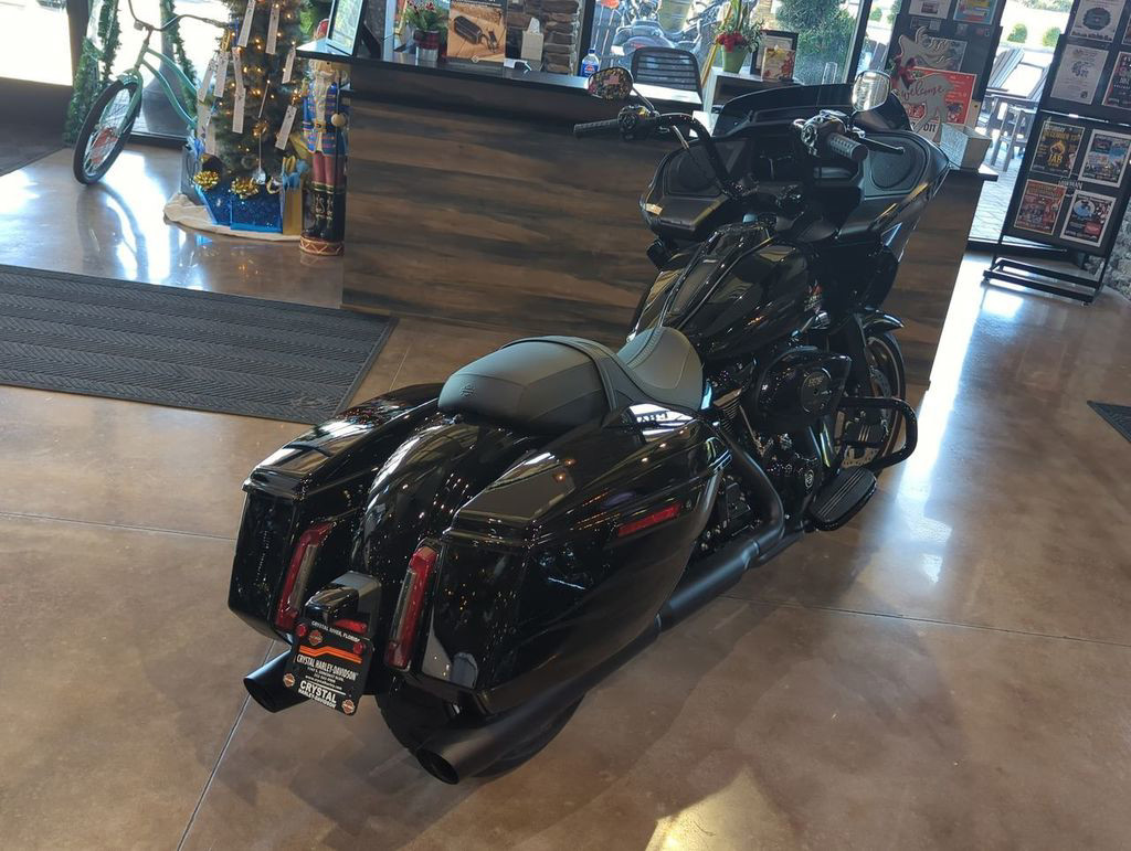 Road Glide®
