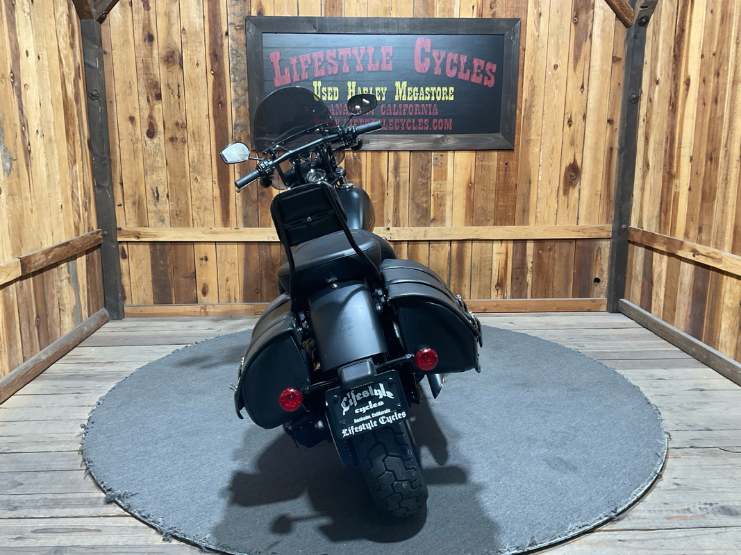 Softail® Blackline™