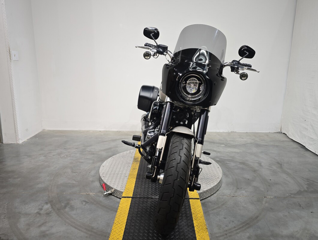 Softail® Sport Glide®