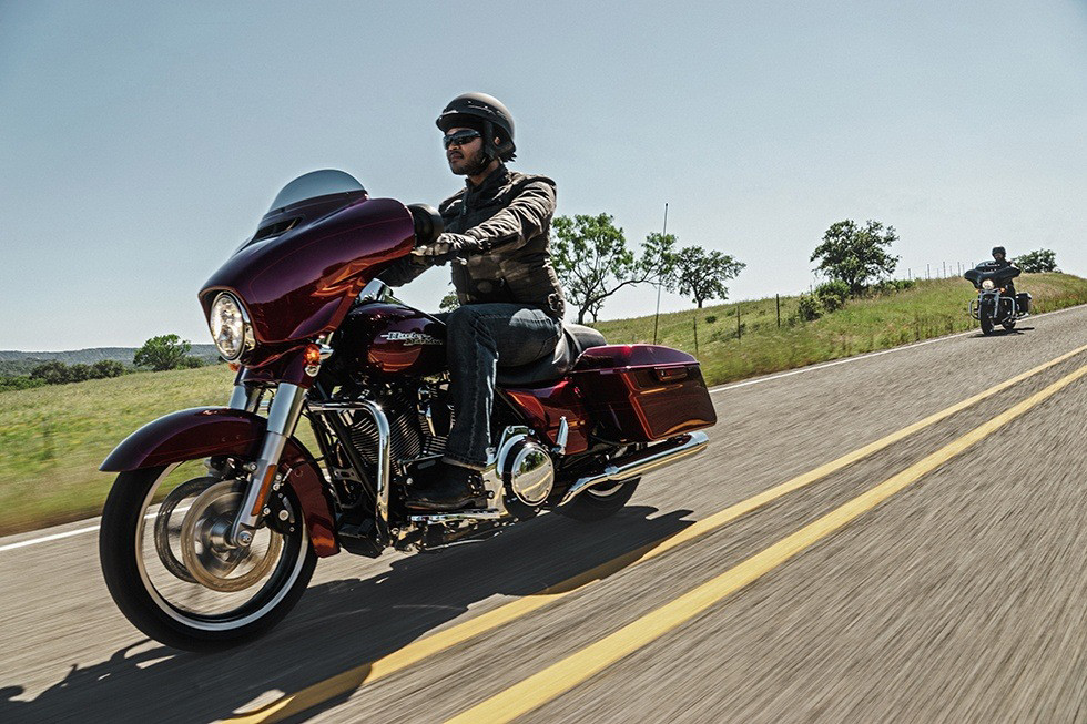 Street Glide®