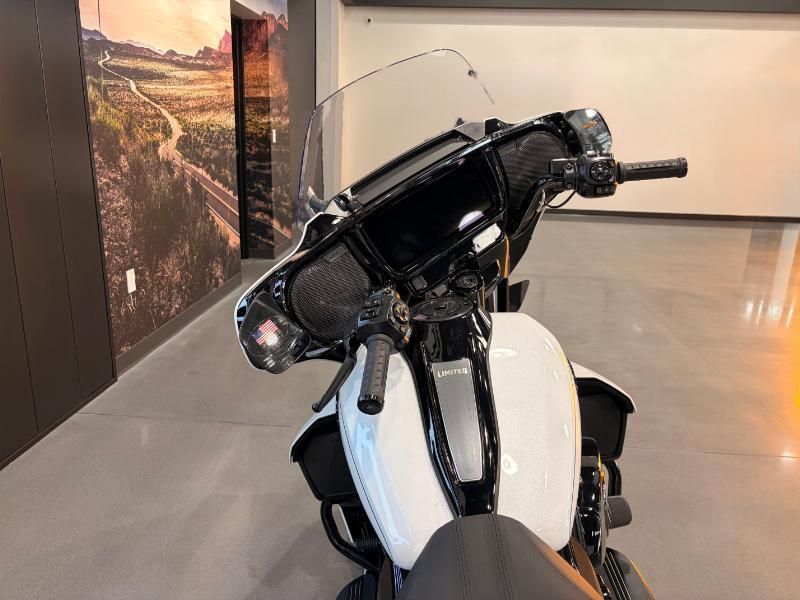 Street Glide® Limited
