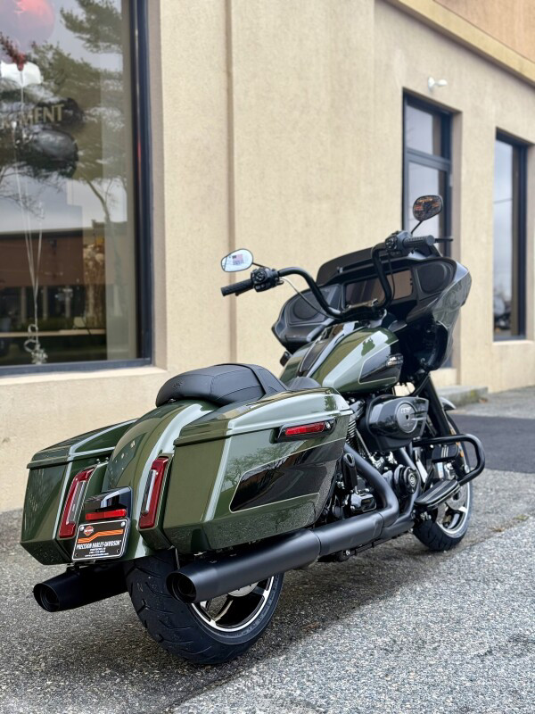 Road Glide®
