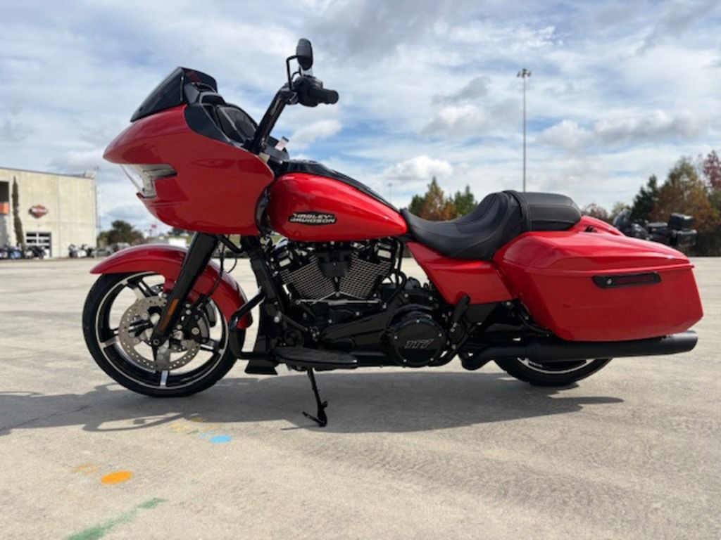 Road Glide®
