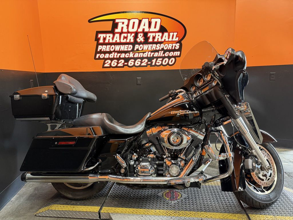 Street Glide®