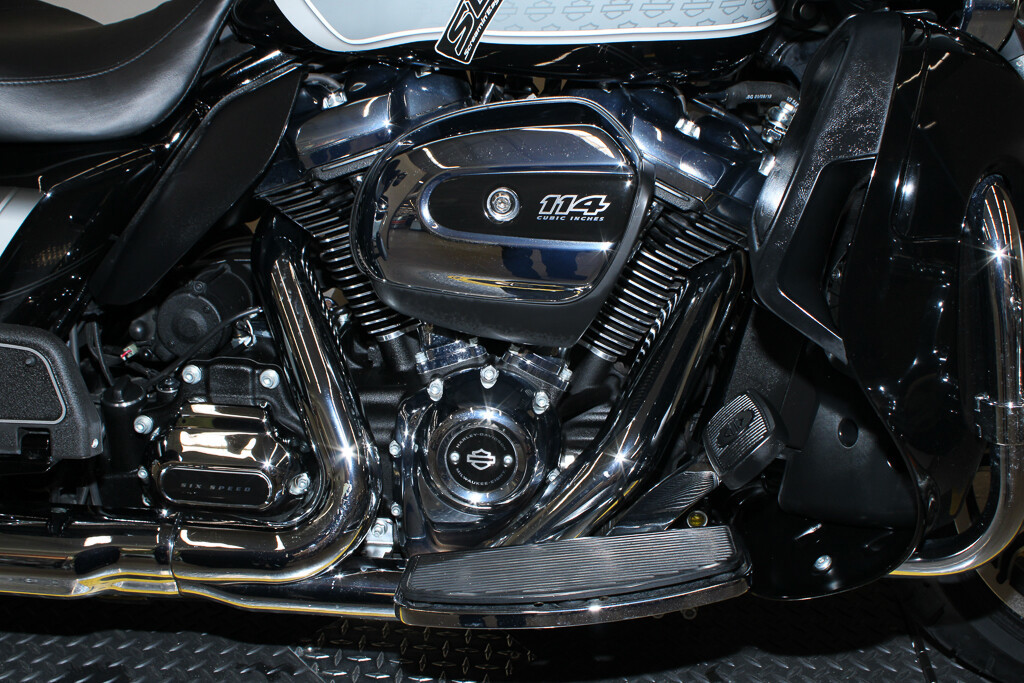 Road Glide® Ultra