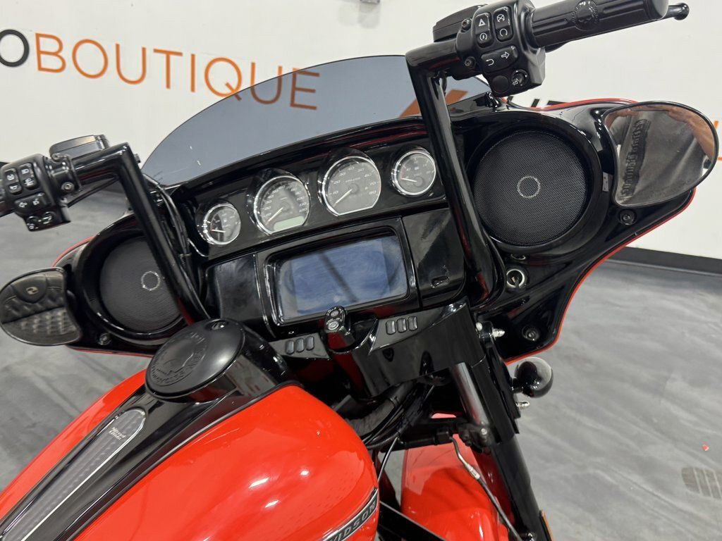 Street Glide® Special