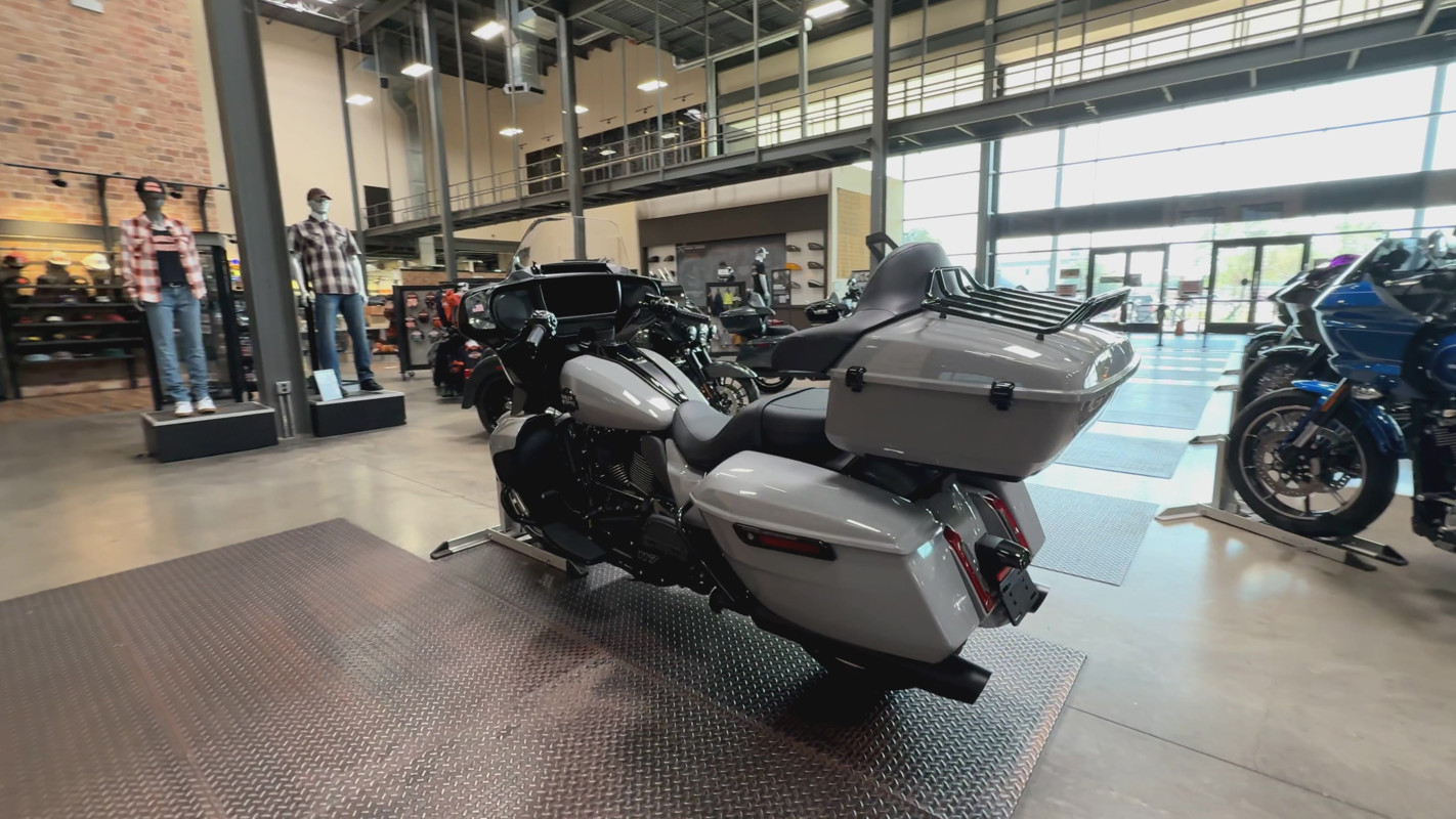 Street Glide® Ultra