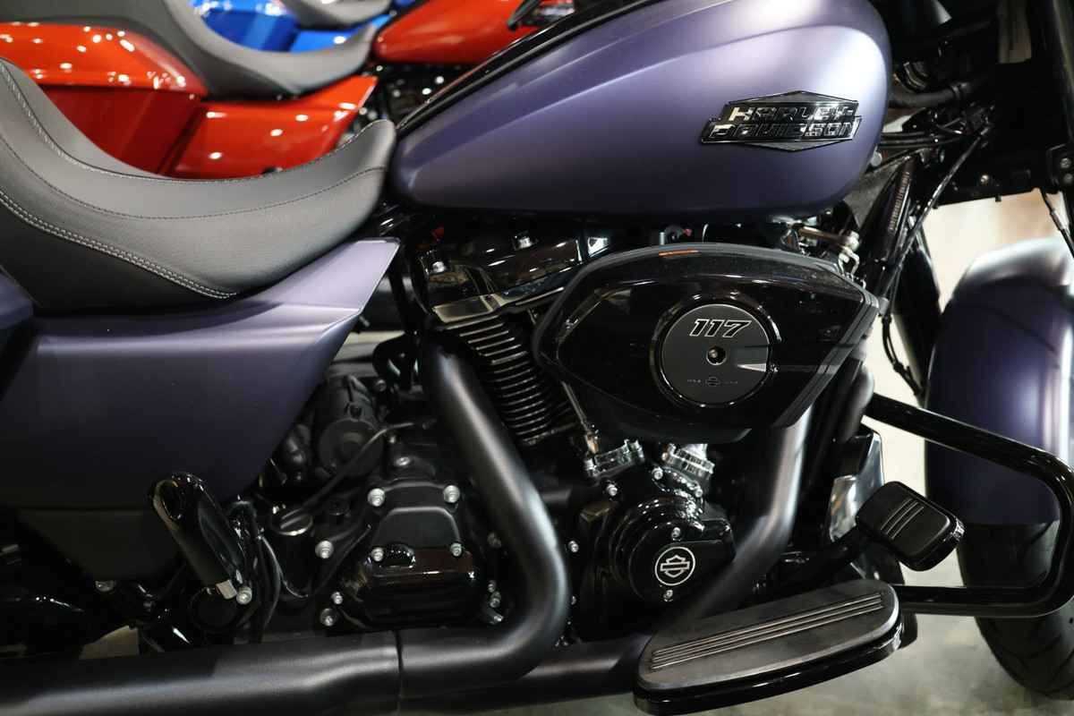 Street Glide®