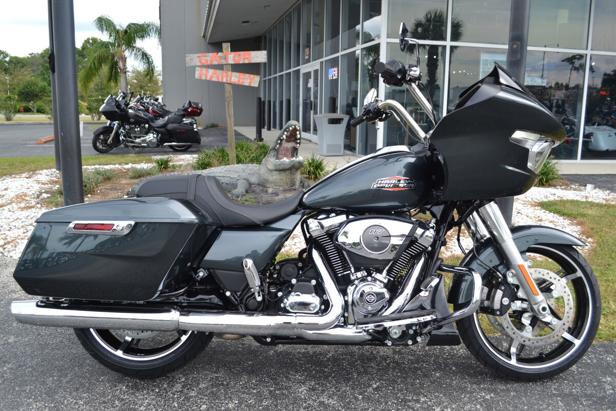 Road Glide®
