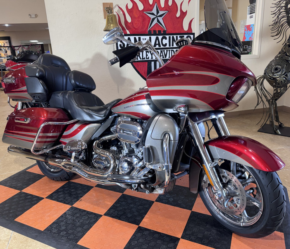 CVO® Road Glide® Ultra