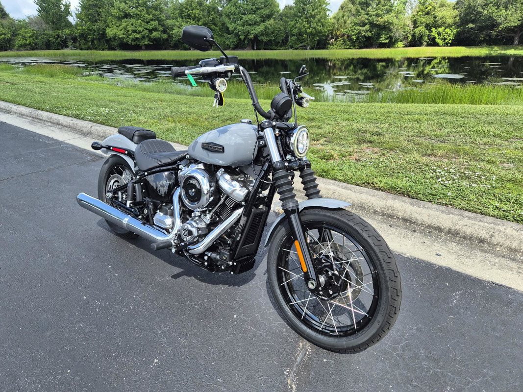 Street Bob®