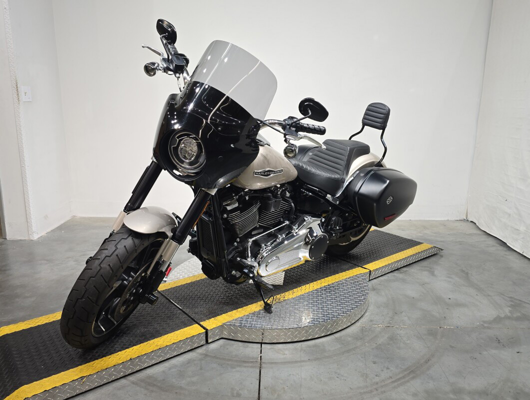 Softail® Sport Glide®