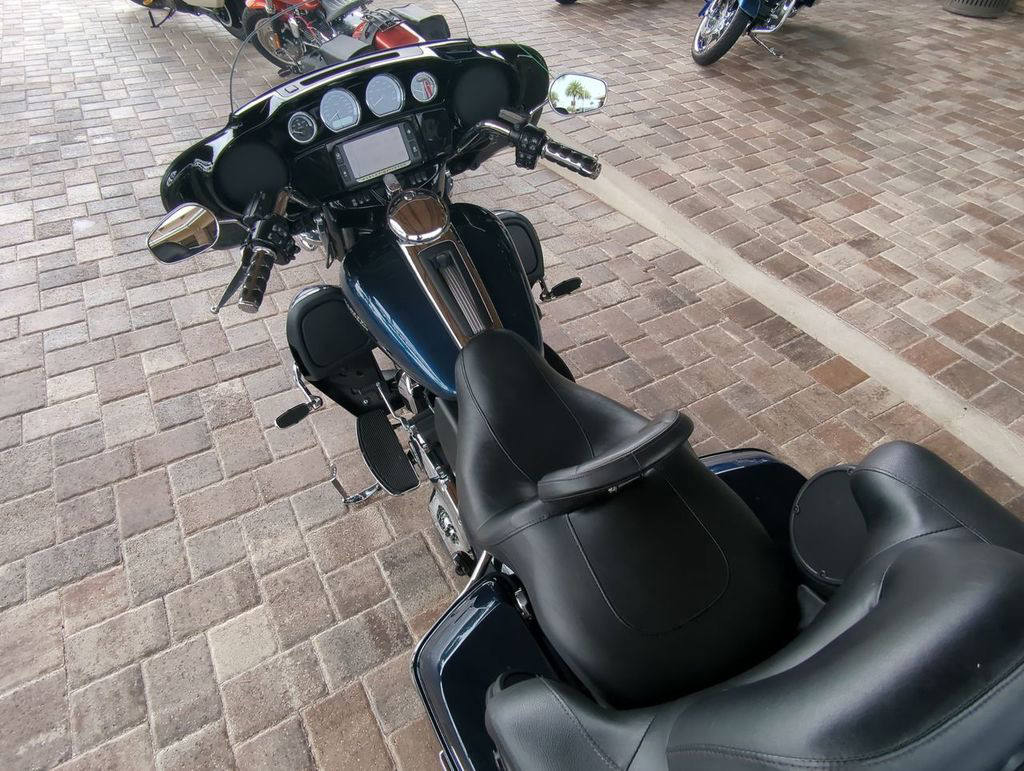 Electra Glide® Ultra Limited® Low