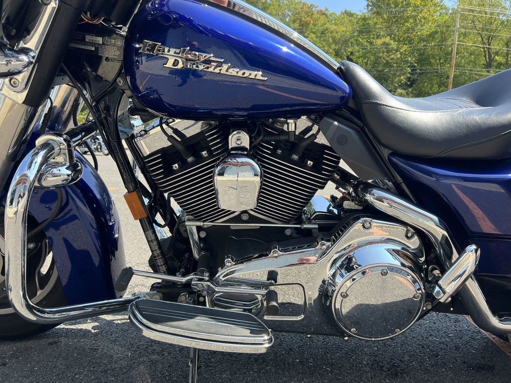 Street Glide®