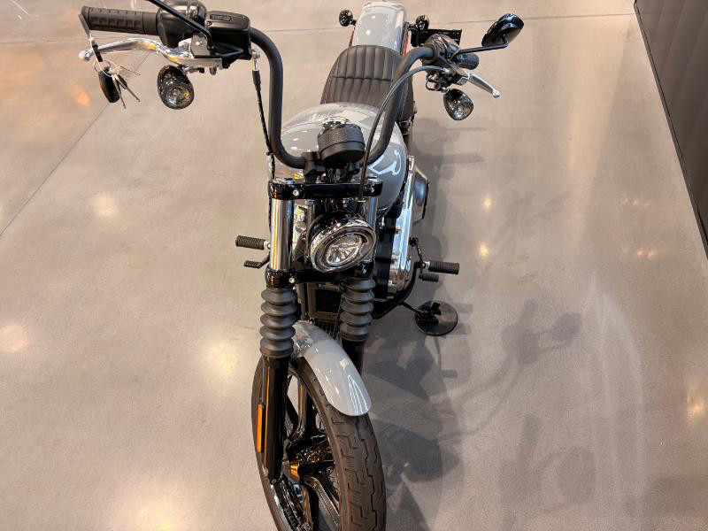 Street Bob®