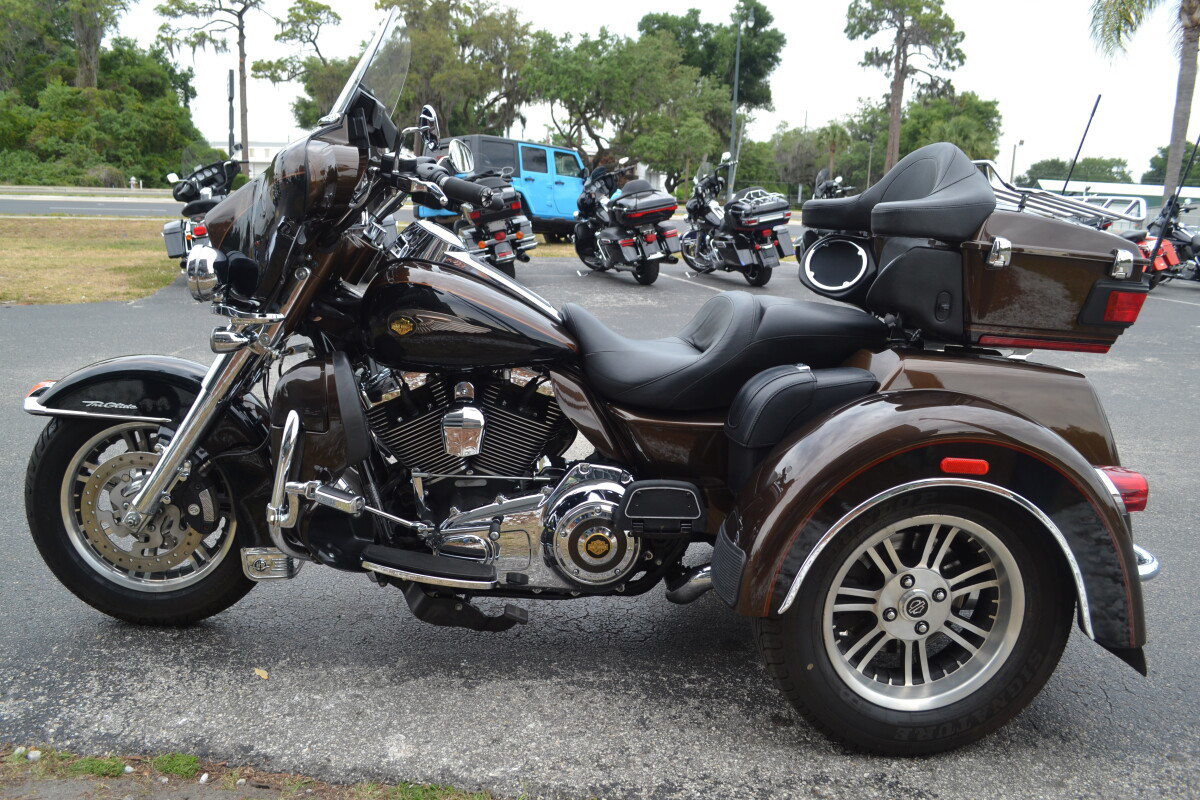 Tri Glide® Ultra Classic® 110th Anniversary
