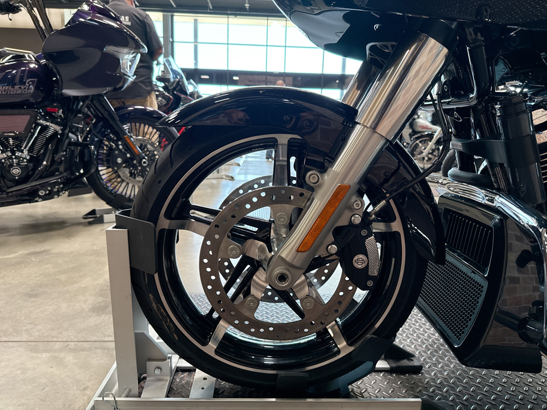Road Glide®