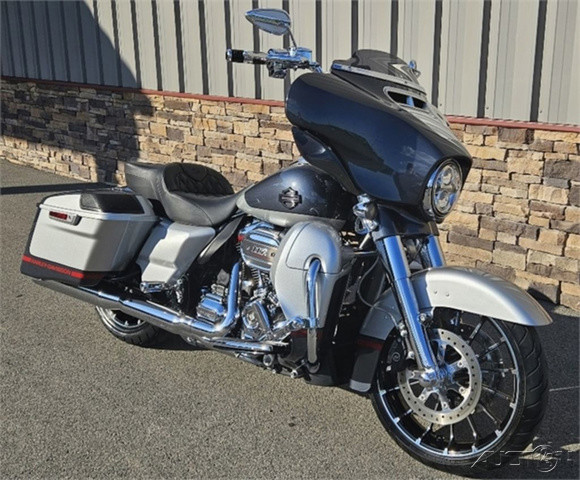 CVO® Street Glide®
